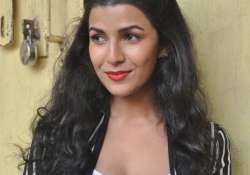 nimrat kaur was intimidated by akshay kumar