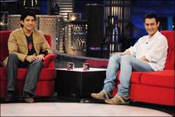 aamir signs his next with farhan