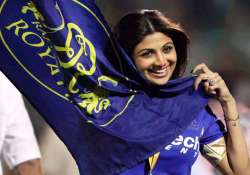 seeking legal advice shilpa shetty on fraud case