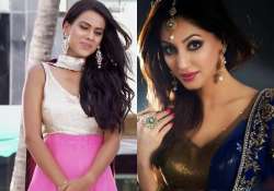 jamai raja s girls roshni and samaira lock lips