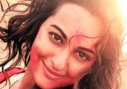 bollywood celebs wish happy holi