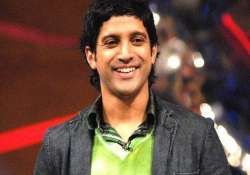 farhan akhtar s followers on twitter cross 5 mn mark