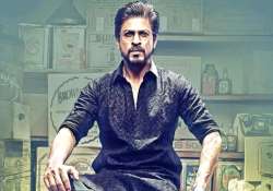 ooppss shah rukh khan lands up in a legal trouble for raees