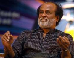 rajinikanth steps in to sort lingaa issue