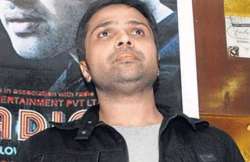 himesh is fine with both patni and woh