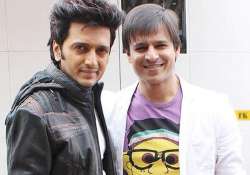 bank chor riteish vivek start shooting for yrf film