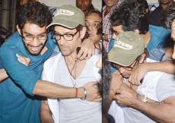 exclusive hrithik roshan attacked by a crazy fan at bang bang special screening see pics