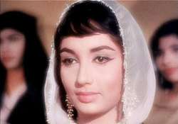 actress sadhana stable after undergoing surgery doctors