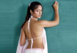 ileana makes her bollywood debut