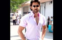 a nervous hrithik debuts as singer in kites