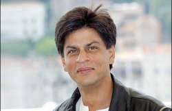 srk wears a heart