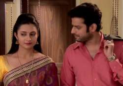 yeh hai mohabbatein new villain makes entry in ishita raman s life