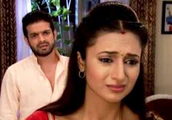 yeh hai mohabbatein divyanka triptahi to leave the show see pics