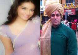 salman sonam clicked on the sets of prem ratan dhan payo view inside pics