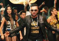 yo yo honey singh s birthday bash goes viral