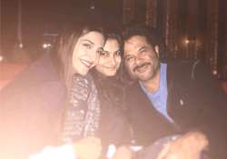 anil kapoor celebrates birthday with sonam rhea in dubai see pics