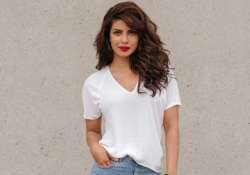 priyanka chopra gives apt reply to deepika s co star who thought quantico promo was a shampoo ad