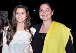 pooja bhatt says she won t use alia s stardom for personal gains