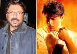 here s why bhansali didn t invite his devdas shah rukh to bajirao mastani screening