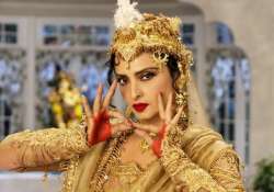 rekha does a madhubala in super nani