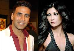 why invite akshay if he doesn t invite us asks shilpa