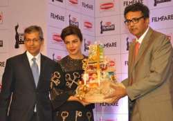 60th filmfare awards priyanka chopra announces the date and venue