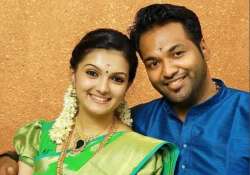 southern actress saranya mohan gets secretly engaged to beau see pics