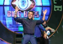 bigg boss 9 know the 14 contestants who entered salman khan s show