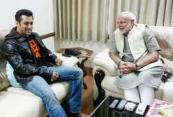 salman khan puts narendra modi as top priority guest for arpita s wedding view pics