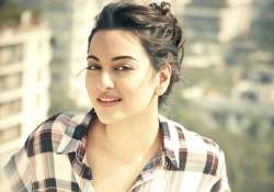 sonakshi sinha s mini big b moment