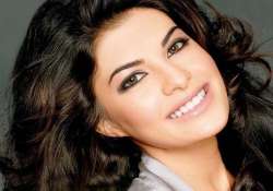 jacqueline fernandez the face of india bridal fashion week 2013