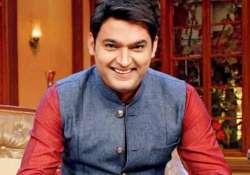 kapil sharma urges people to vote says don t eat pakodas on polling day