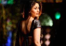 kareena sports signature cocktail saree in bodyguard