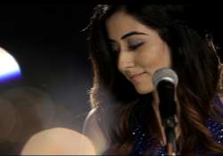 lucky my first bollywood song for srk starrer jonita gandhi