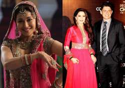 husband compliments madhuri for dedh ishqiya