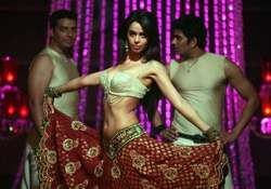 mallika to do sexy thumkas as bar dancer sachiin plays the cop