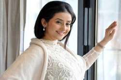 manisha koirala to write her autobiography