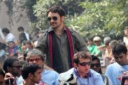 matru ki bijlee ka mandola gives imran khan the jitters