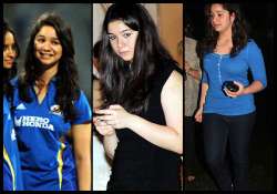 meet master blaster sachin tendulkar s fashionista daughter sara tendulkar see private album