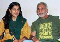 naseeruddin shah leaves on month long romantic road trip