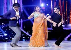 parineeti chopra and sushant singh rajput s love story unfolds on jhalak view pics