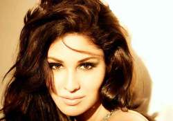 pooja chopra under pressure to work with vipul shah