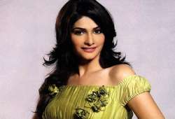 prachi desai intends to do at least three films a year