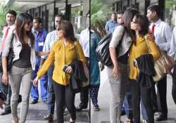 priyanka chopra bonds with madhuri dixit at airport view pics