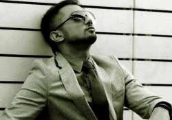 punjabi rapper honey singh booked for vulgar song