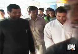 rahul watches debut movie of paswan s son