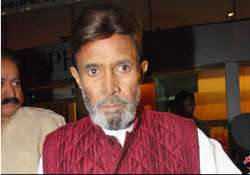 rajesh khanna re admitted to lilawati hospital