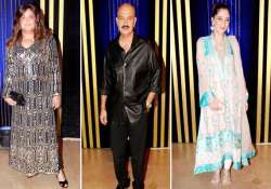 rakesh roshan and daughter sunaina s fashion faux at birthday bash view pics