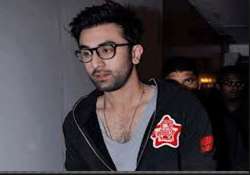 ranbir kapoor detained fined for customs violation