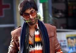 ranbir kapoor advises to be besharam in front of camera see pics